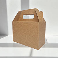 Коробка для подарунків з ручкою (190х130х90мм.) крафт