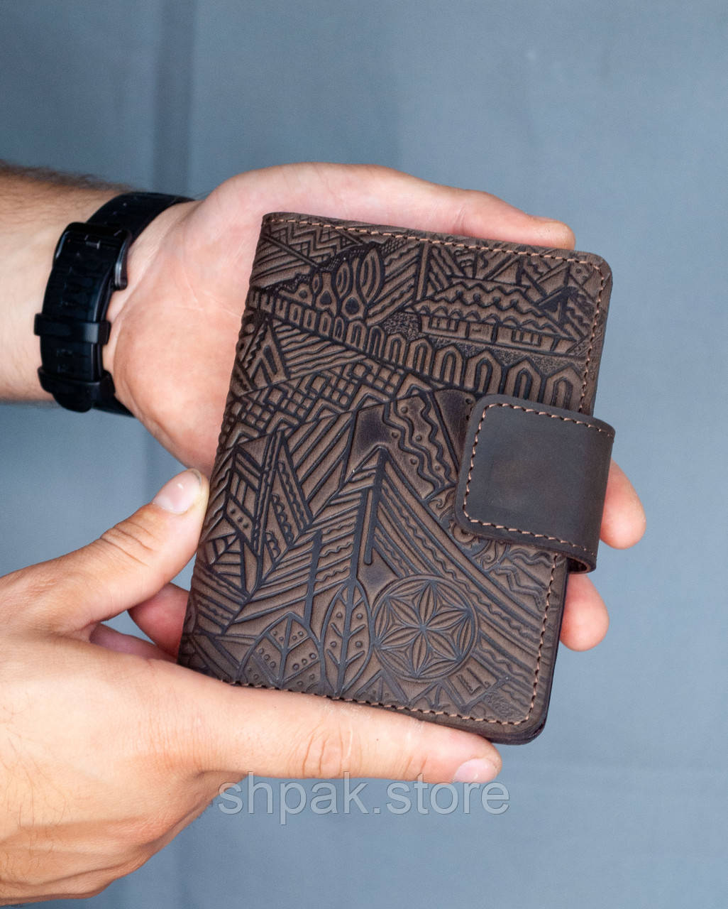 Портмоне для документів чоловіче шкіряне темно-коричневе з тисненням Карпати | для автодокументів, паспорта, військового, фото 1