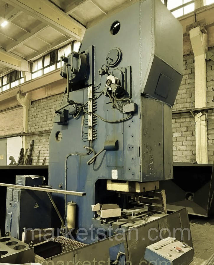 Прес кривошипний КГ2132, КВ2132 простої дії відкритий ненахиляємий