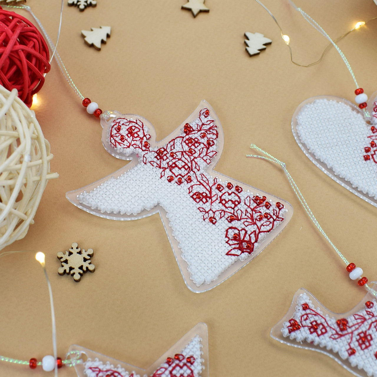 Набір для вишивки новорічної іграшки на акриловій основі НА-001 "Ангел добробуту", фото 1