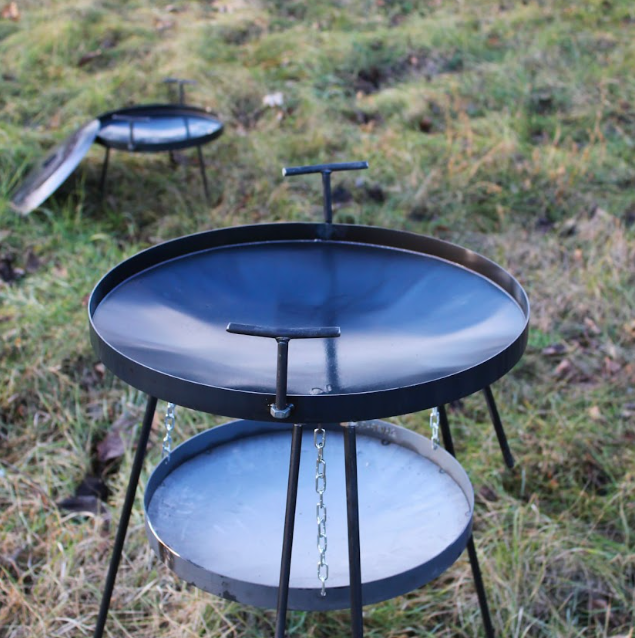 Сковорода з диска борони 50 см і підставкою САДЖ з цільними ніжками для походів, фото 1