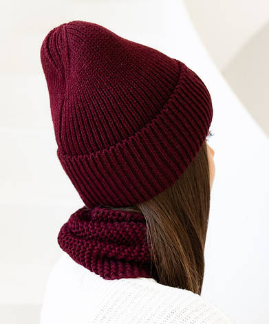 Жіноча в’язана шапка і хомут набір 1 вовна 20% з відворотом Бордовий, фото 2