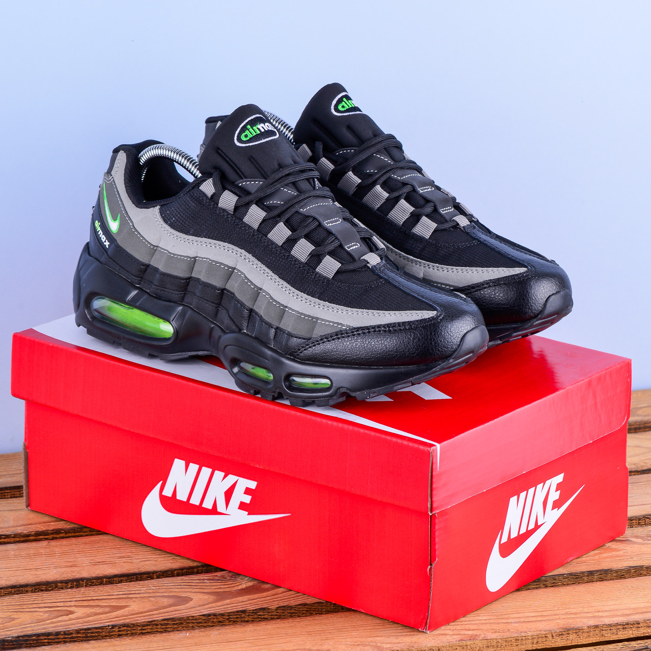 Чоловічі Кросівки Nike Air Max 95 чорні з салатовим і сірим, фото 1