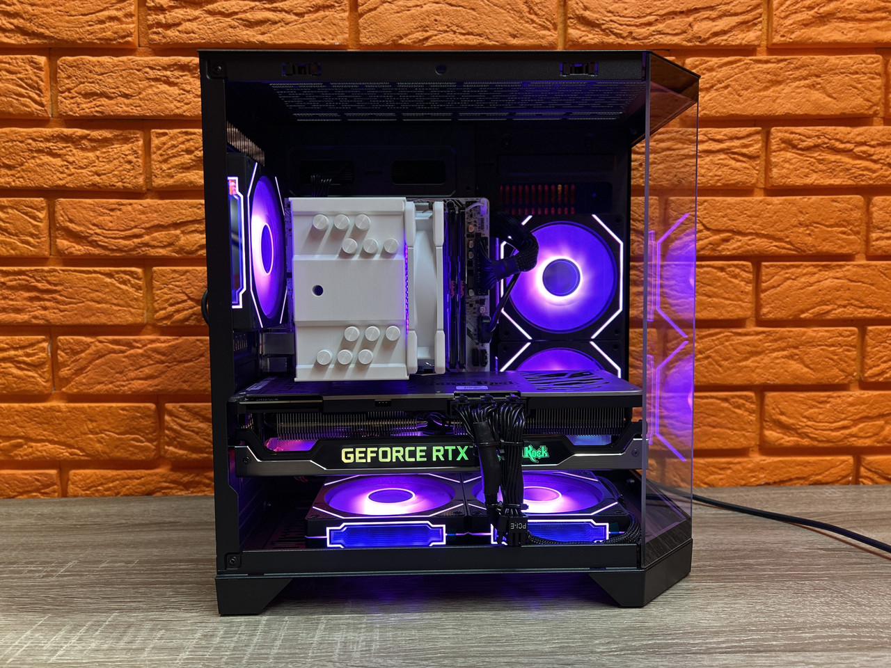 Ігровий комп' ютер QUBE CRYSTAL, Intel Core i5-14400F 4.7 GHz, DDR5 32ГБ, NVME 512ГБ, RTX 3070 Ti 8Gb