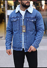 Чоловіча чорна джинсова куртка на хутрі тепла джинсовка з хутряним коміром, фото 4