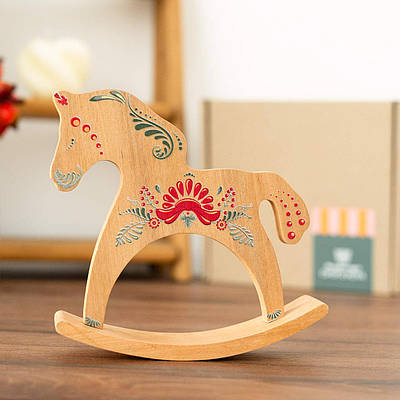 Коник-гойдалка дерев’яний "Петриківка" (лакований), 13 см — сувенір, іграшка, символ року Коня 2026