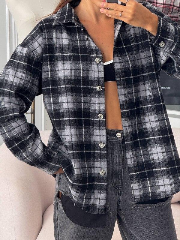 Жіноча тепла сорочка в клітинку, в чорно-сірому кольорі оверсайз
