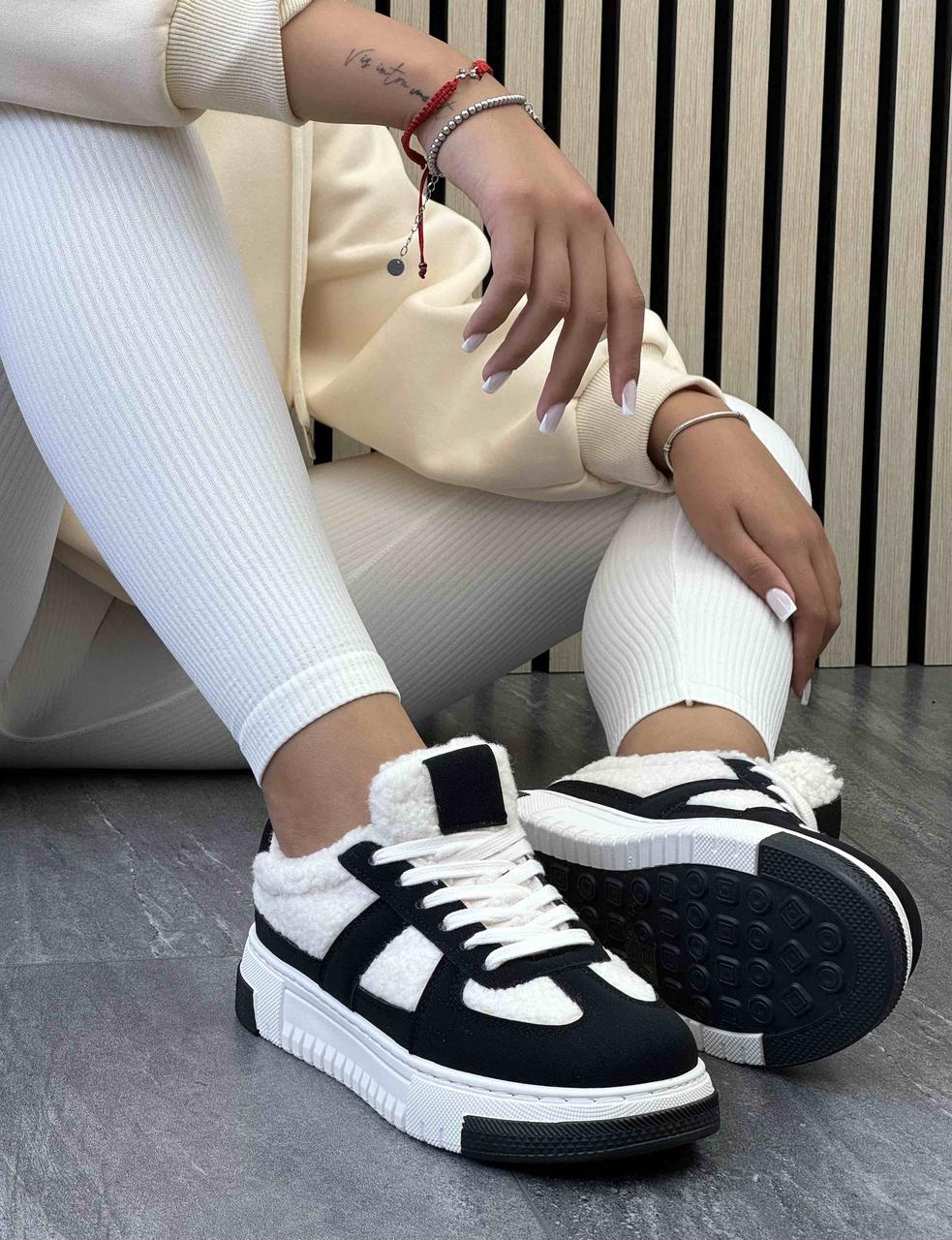 Кросівки жіночі зимові 8 пар у ящику білого кольору 36-41, фото 1