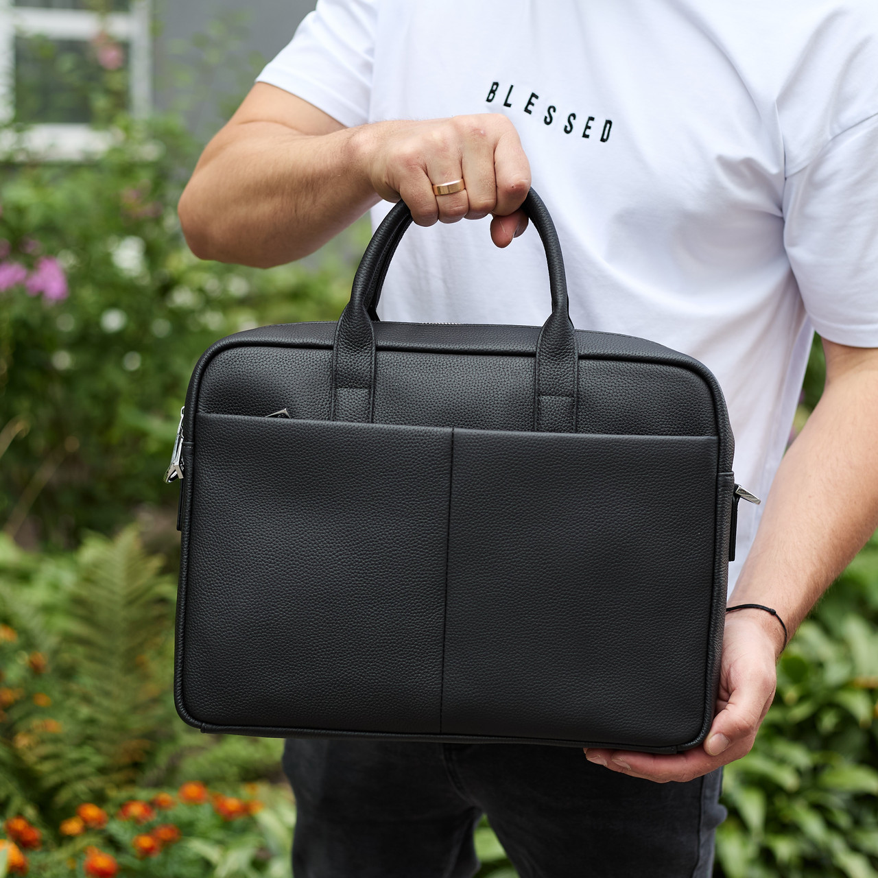Чоловічий портфель на плече 38х28х8.5, офісний шкіряний месенджер, чоловіча ділова сумка для міста, чорна, фото 1