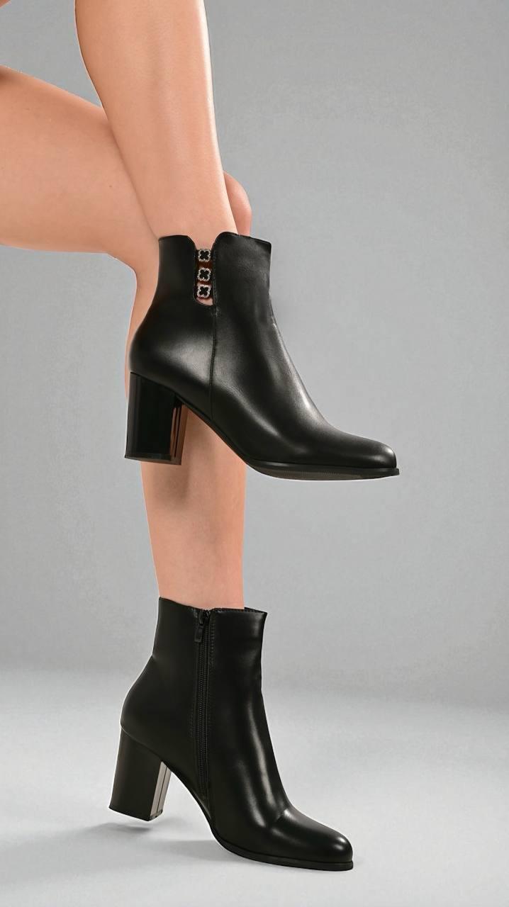 Ботильйони жіночі чорні на підборах Д850, фото 1