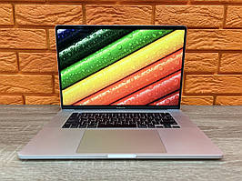 Ноутбук Apple MacBook Pro 16 А2141, 16" IPS Retina, Intel Core i7-9750H, DDR4 16ГБ, SSD 512ГБ, Radeon Pro 4ГБ, Silver