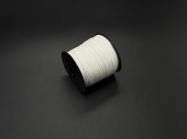 Шнурок шкіряний, білого кольору 2мм.