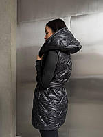 Подовжений жіночий жилет на поясі з капюшоном