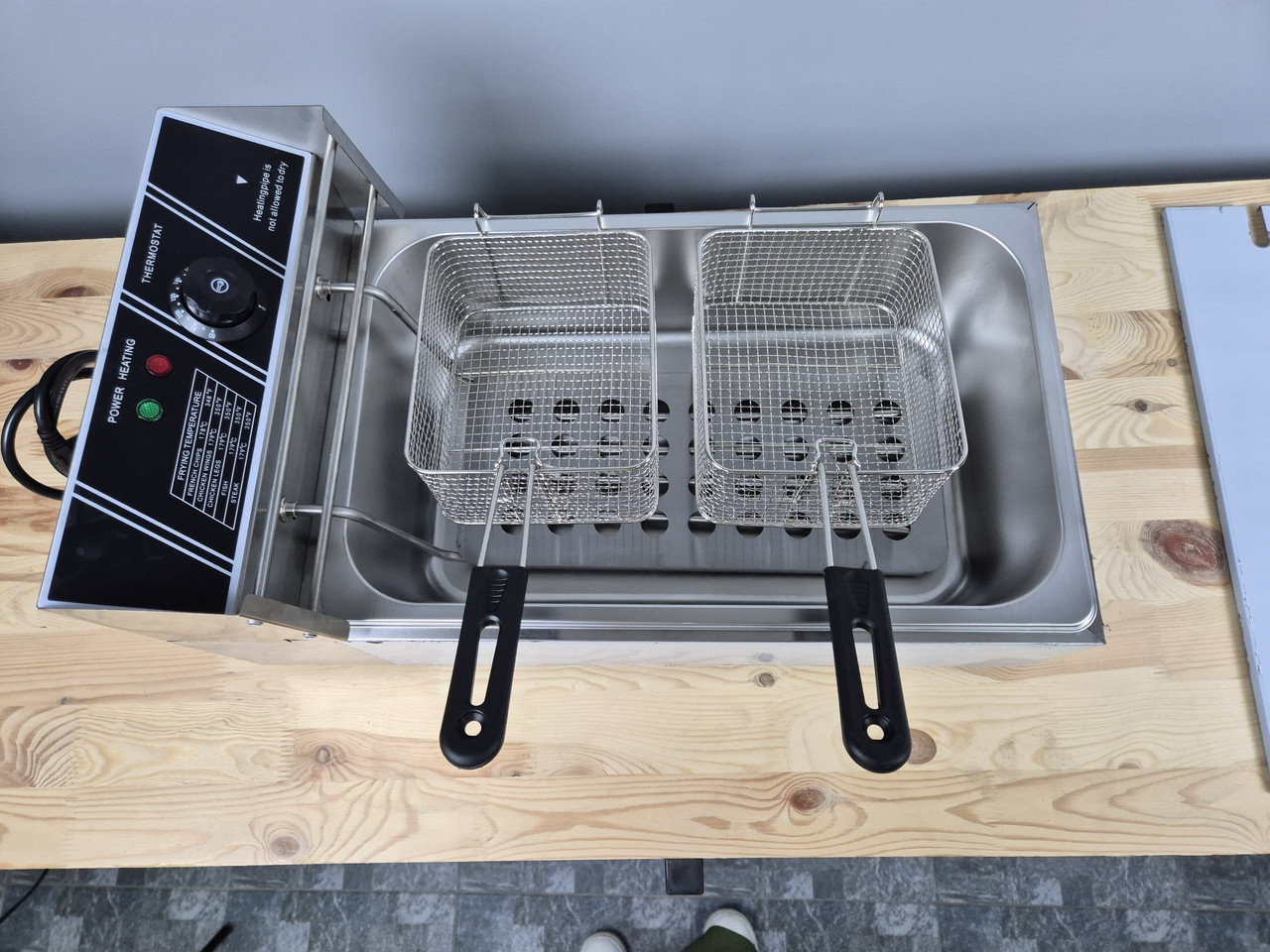 Фритюр Фритюрниця- чебуречниця Vektor-SZ-18 (12 літрів), фото 1