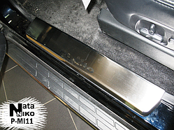 Накладки на пороги Mitsubishi PAJERO WAGON з 2005 р. (Premium)