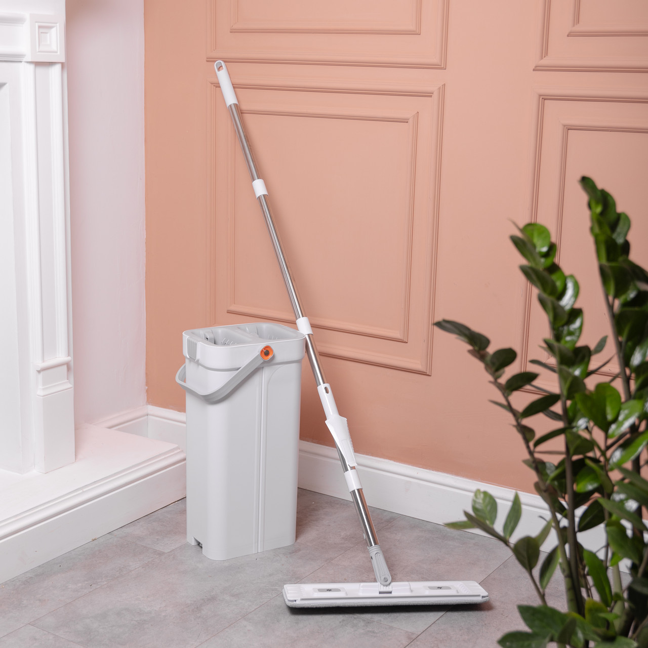 Набір для прибирання з плоскою шваброю та двосекційним відром з віджимом, насадка з мікрофібри, компактний HP-35015-19, фото 1