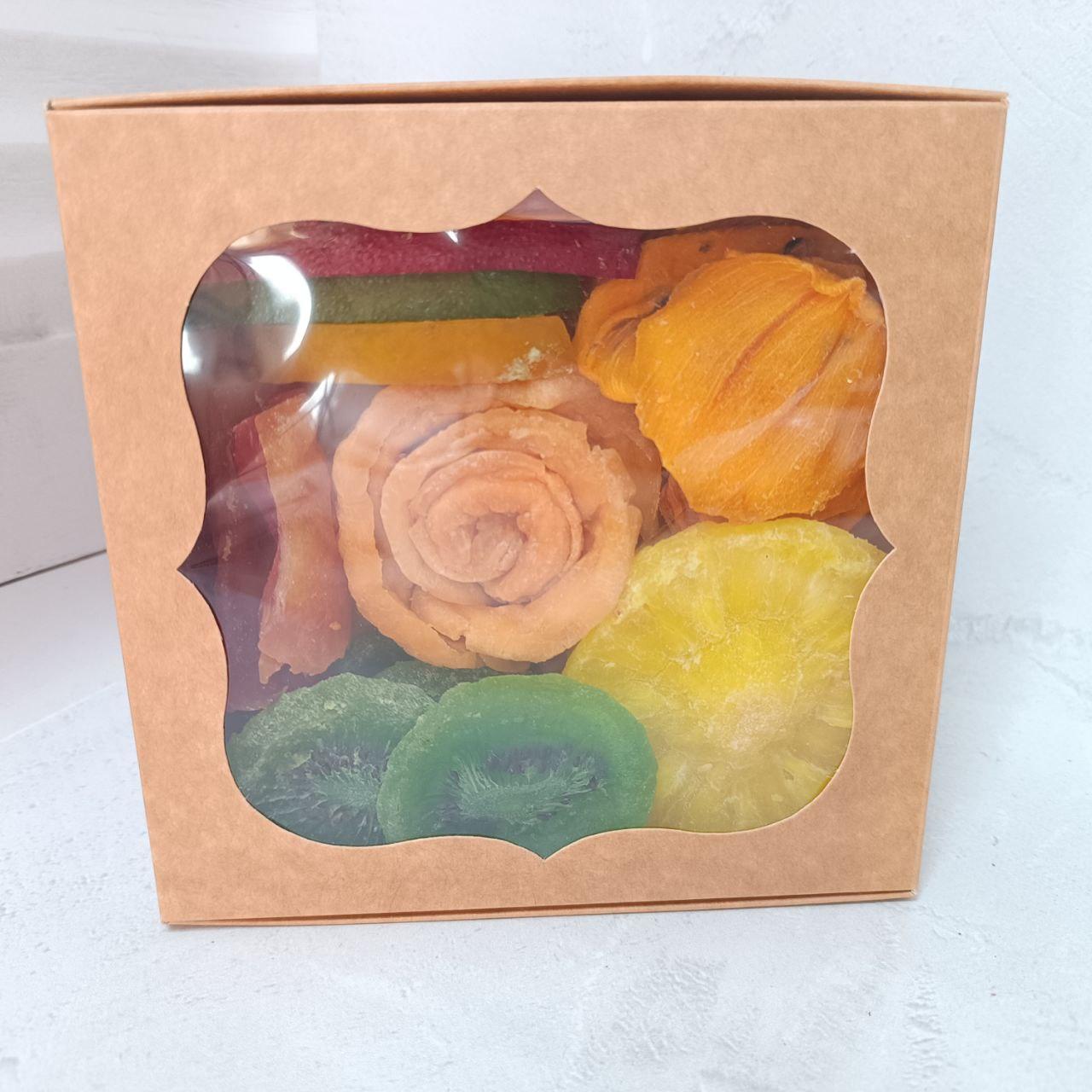 Набір тропічних сухофруктів у подарунковій коробці, 400 г