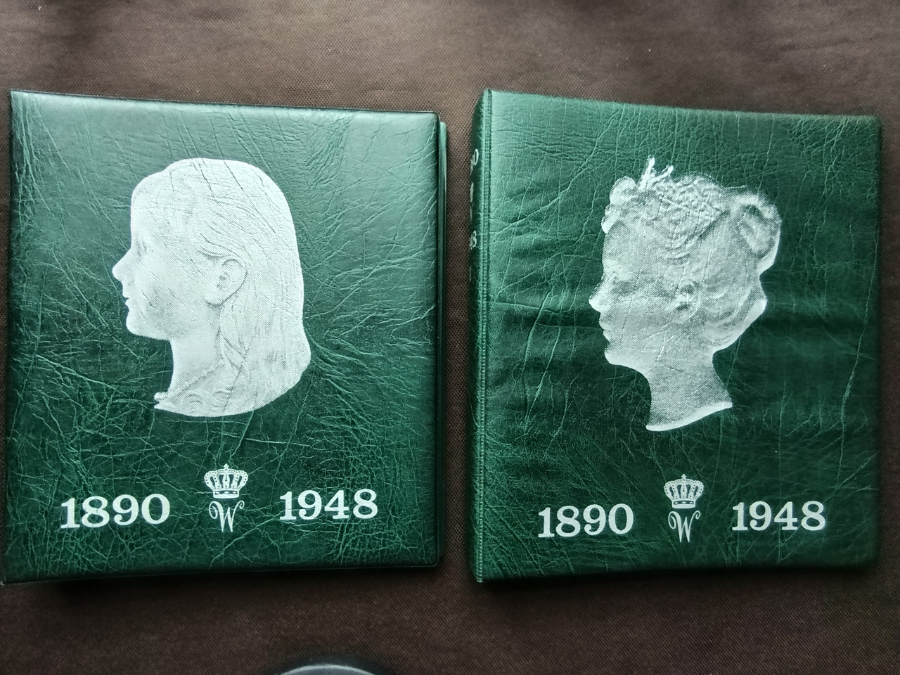 Тематичні альбоми  для монет Нідерландів 1890-1948 2 тома, фото 1