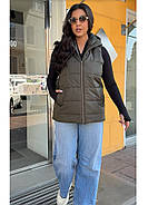 Жіночий жилет-безрукавка на синтепоні (р.44-46,48-50,52-54,56-58,60-62) з капюшоном, фото 3