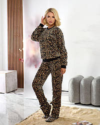 Жіночий домашній костюм з wellsoft — тепла піжама для сну та відпочинку з капцями