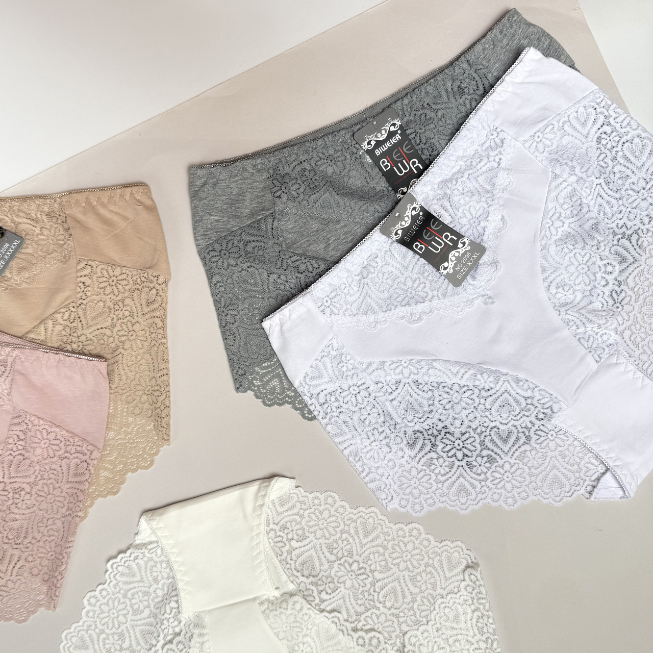 Бавовняні трусики - максі з ніжним мереживом, BIWEIER