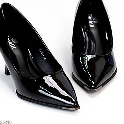 Елегантні люксові лакові глянсові туфлі човники на шпильці