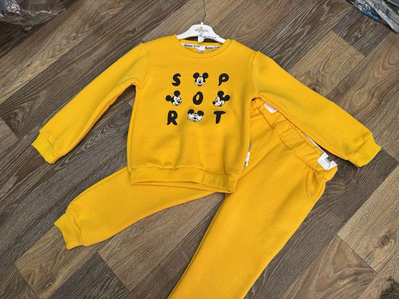 Дитячій трикотажний костюм для хлопчиків 60 159