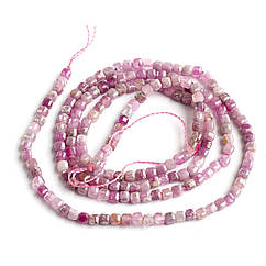 Намистини Натуральний Червоний Корунд/Рубін Кубики Грановані, 2х2х2мм, Отвір 0.6мм, близько 173шт/37см/нитка