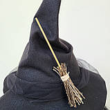 Капелюх відьми з міні мітлою на Хеловін для дорослих і дітей, фото 7