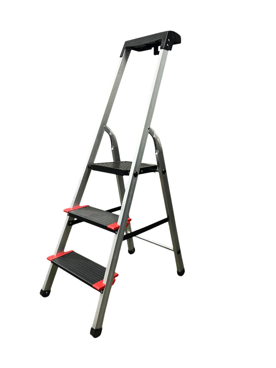 GTM Стремянка 3сх. верх.сх.-0,63м KMH0103BP, ступеньки 13см., анодированный алюминий