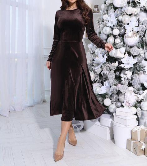 Розкльошена велюрова сукня міді, фото 1