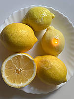 Свічка Лимон із соковитим лимонним ароматом із соєвого еко воску, ручна робота