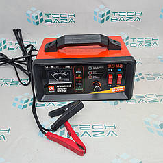 Зарядний пристрій 15A 12/24В з аналоговим індикатором ДК, DK23-6025