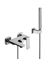 Змішувач для ванни та душу CORSAN TRINO CHROME настінний з виливом *