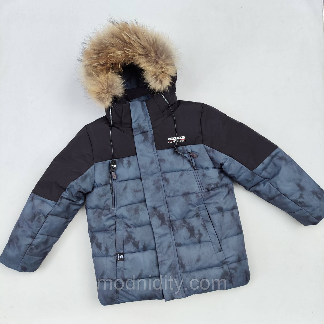 Зимова підліткова тепла куртка на хлопчика "Алан" 128 140 опушення хутро натуральне чорна із синім, фото 1