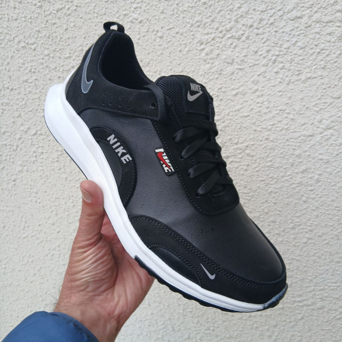 Чоловічі шкіряні кросівки (натуральна шкіра) чорні демісезонні для чоловіків на весну осінь, розміри 40-45, фото 1