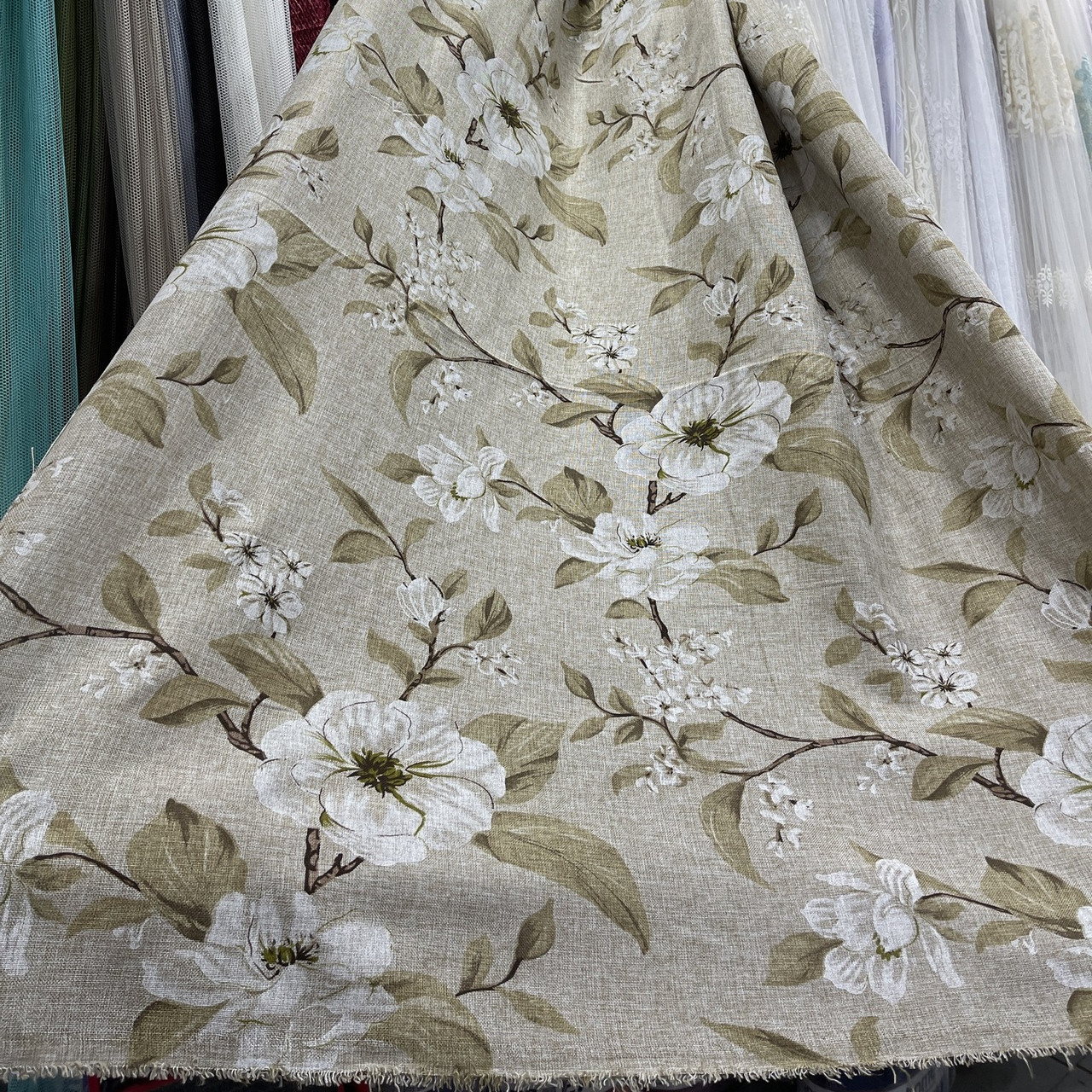 Лляна легка тканина в бежевому кольорі з квітковим принтом на метраж (M1-622-9), фото 1