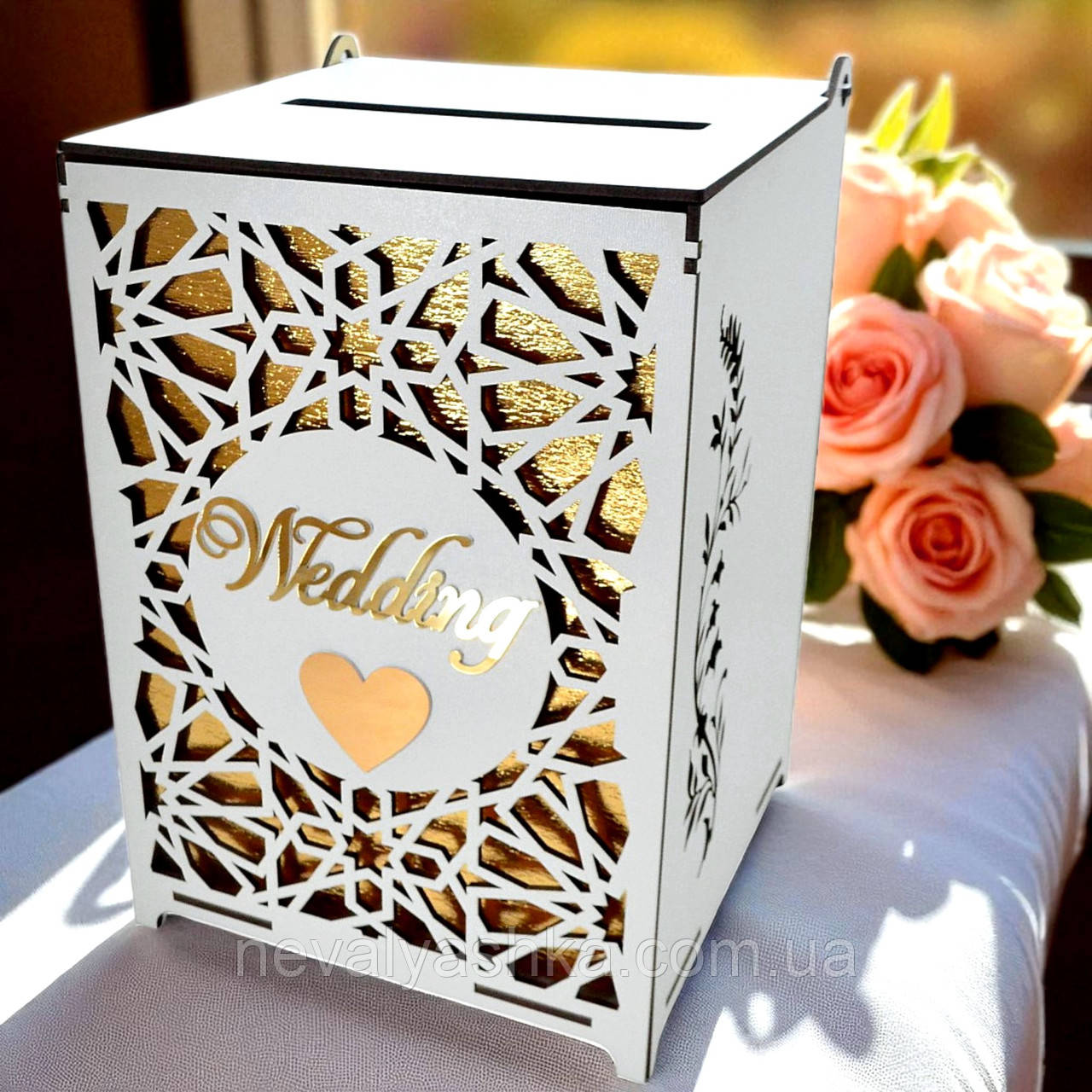 Дерев'яна Коробка на Весілля 26х18х18 см Золота Весільна Скарбниця Wedding Коробочка для Грошей і Конвертів Скриня Скарбничка