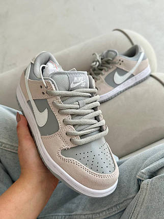 Жіночі кросівки Nike SB Dunk Wolf Grey White Найк СБ Данк бежеві з сірим замша демісезон унісекс, фото 1