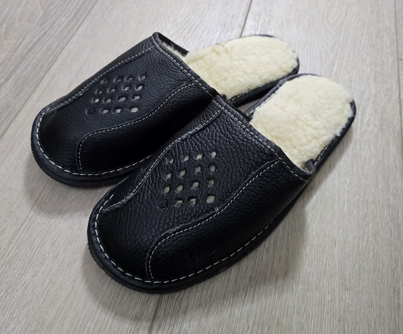 Чоловічі тапочки