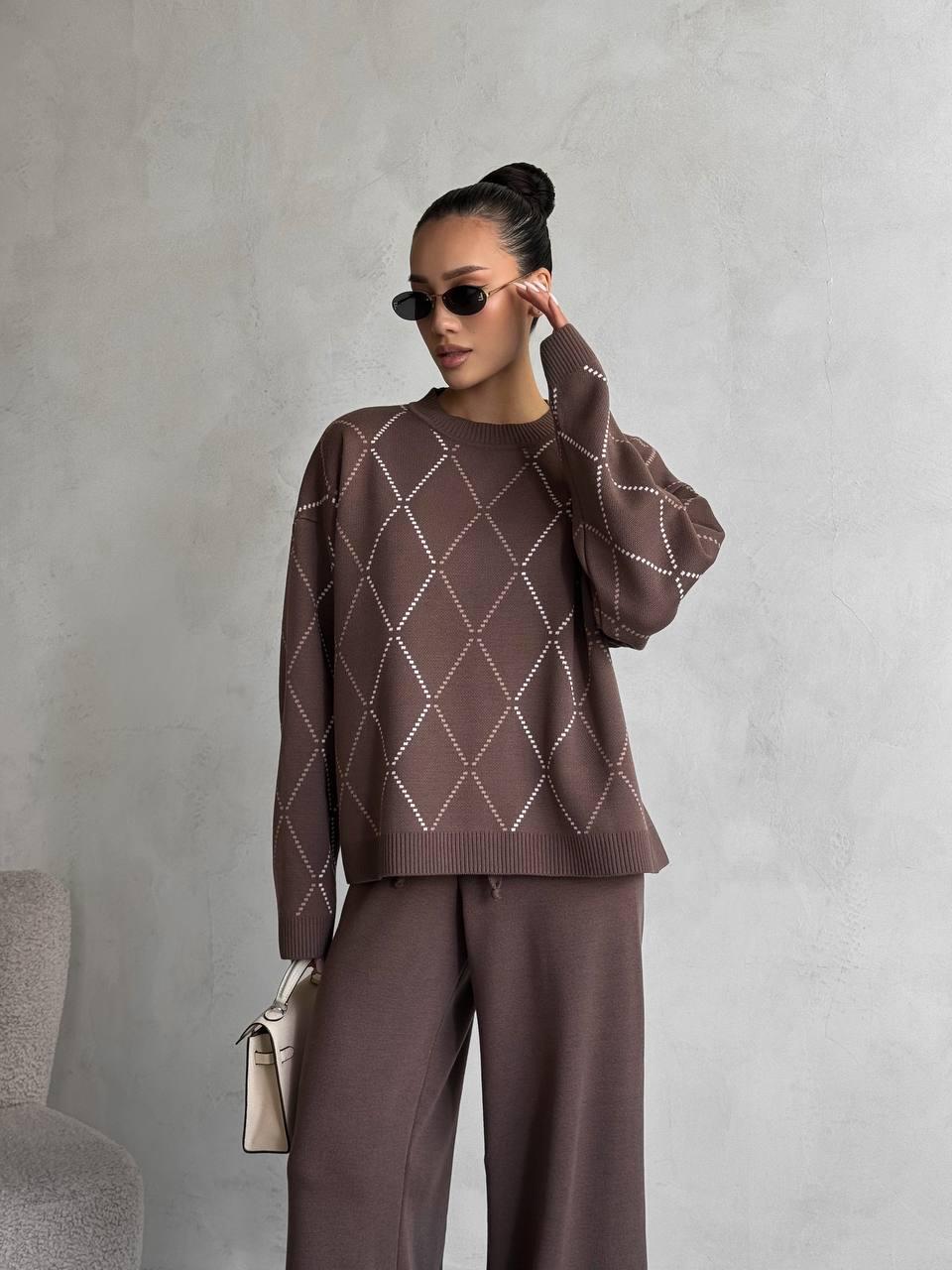 Жіночий в'язаний костюм, фото 1