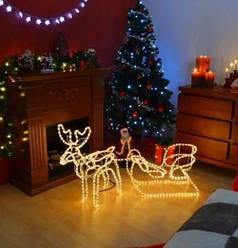 Декор Олень зі санами теплий білий 17219