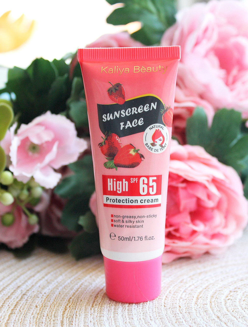 Сонцезахисний крем з фруктовою есенцією Полуниці SPF 65+ Kaliya Beauty, 50ml, фото 1