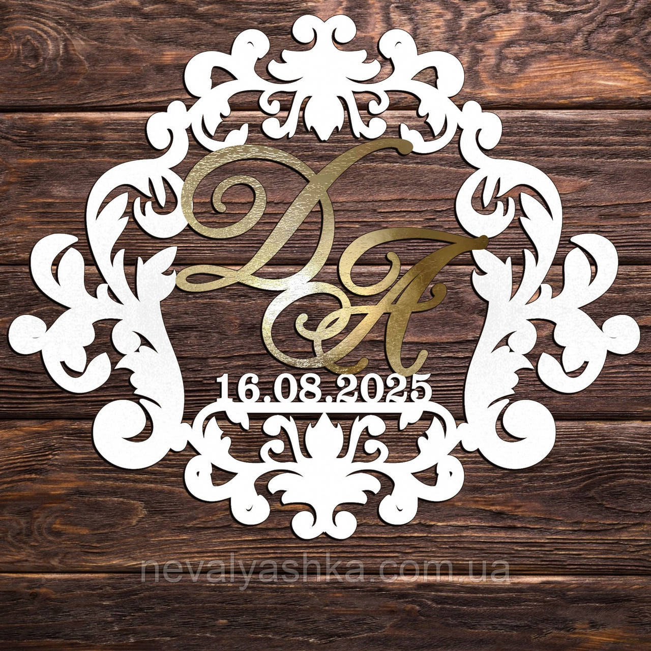 Фамільний Герб Білий + Золоті Літери 60х50см Весільні Ініціали з Дерева, Дерев'яна Монограма, Золотий Сімейний Герб на Весілля, фото 1