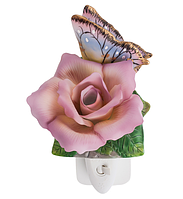 Світильник-нічник настінний у розетку "Троянда з метеликом" виконаний з порцеляни від італійського бренду Pavone