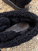 Черевики уги ЧОРНІ UGG з манжетом на високій підошві зі шнурками екозАМША теплі жіночі зима, фото 5