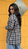 Вільна жіноча сорочка з фланелі в синьо-коричневу карту батал, фото 4