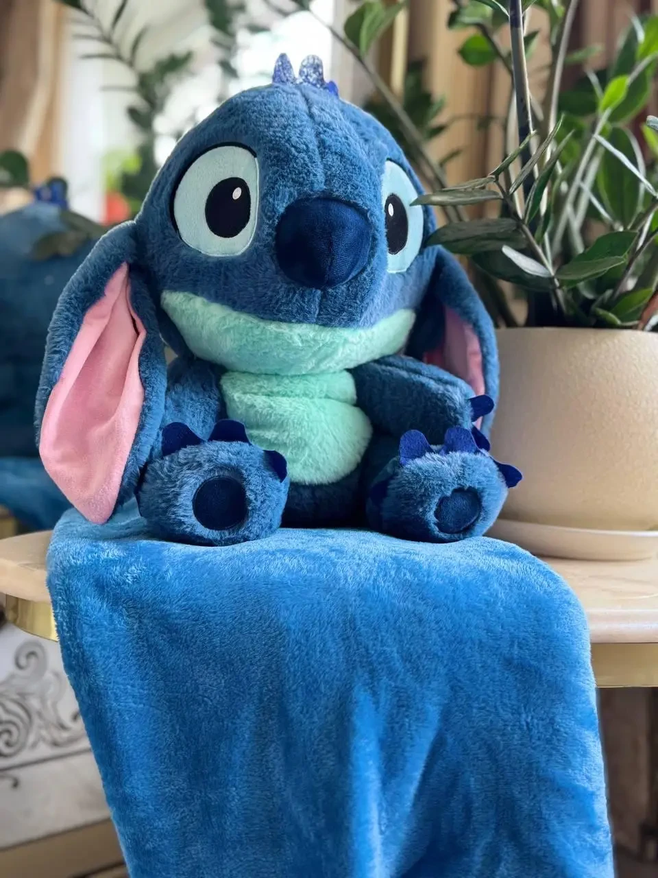 Іграшка-подушка з пледом усередині 3 в 1 Стіч синій, фото 1