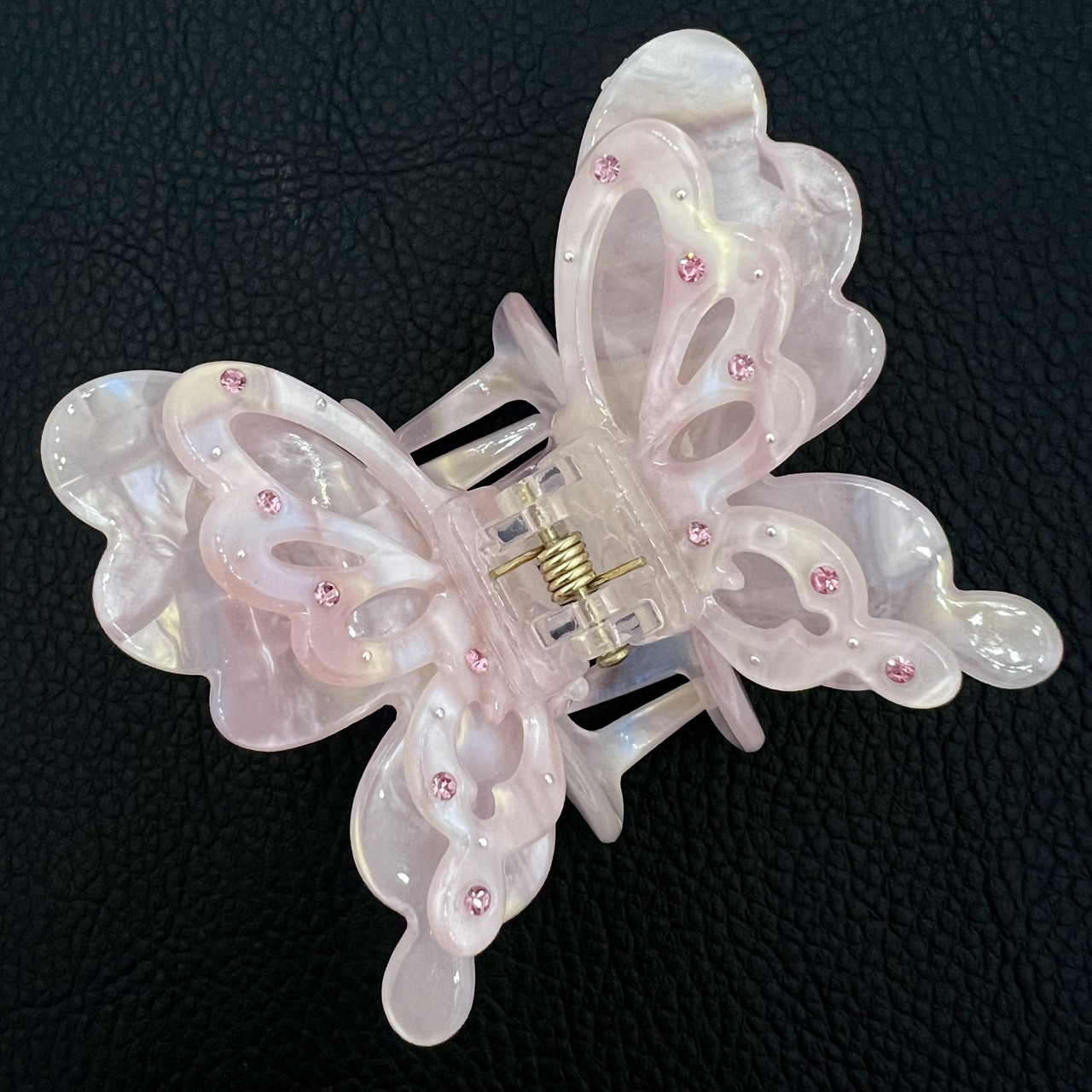 Краб для волосся елегантний пластик метелик із перламутром ніжно рожевого кольору з камінням розмір 6 см висота 6 см
