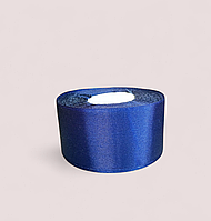 Атласна стрічка 4 см. Довжина рулону 23 м. Колір темно- синій
